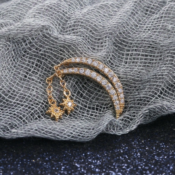 Moon Star Gold Earrings - Picture 6 of 6